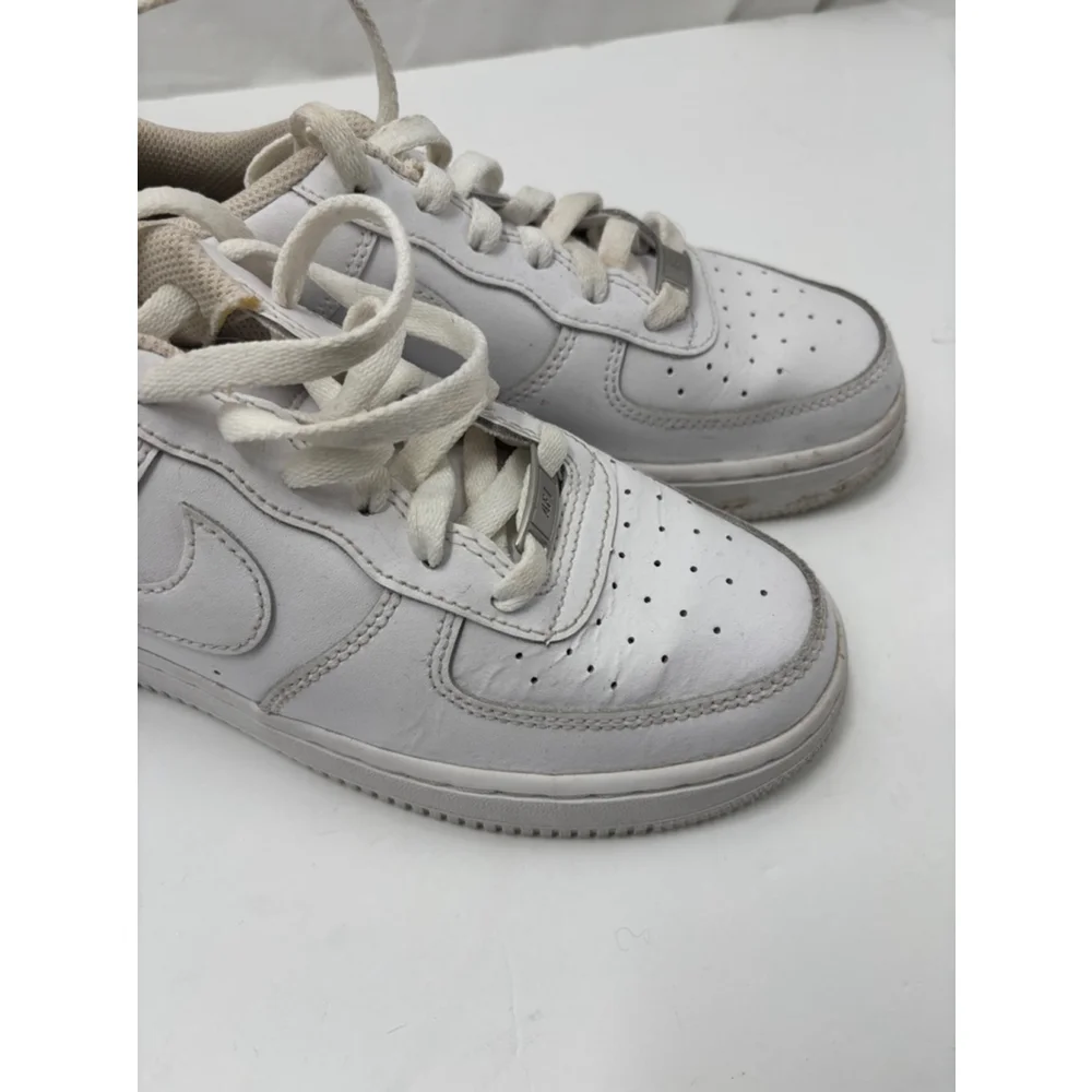 Nike Air Force 1 Sneakers White size 5.5Y